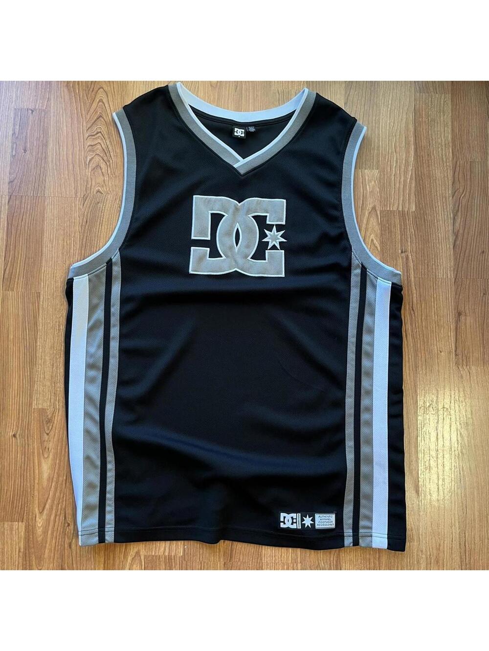DC Shoes black basketball jersey Size XL